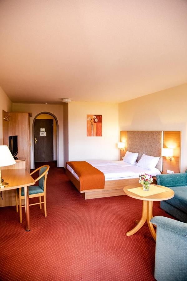 Hotel-Residenz Immenhof Maikammer Esterno foto